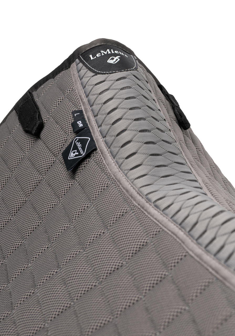 LeMieux Tapis de selle Square Self-Cool Dressage