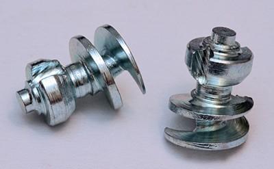 F.R.A. Crampons pour hipposandales, avec clé F.R.A. Crampons pour hipposandales, avec clé