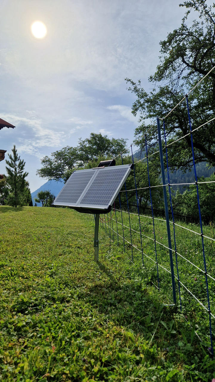 AKO Électrificateur solaire Sun Power S 3000