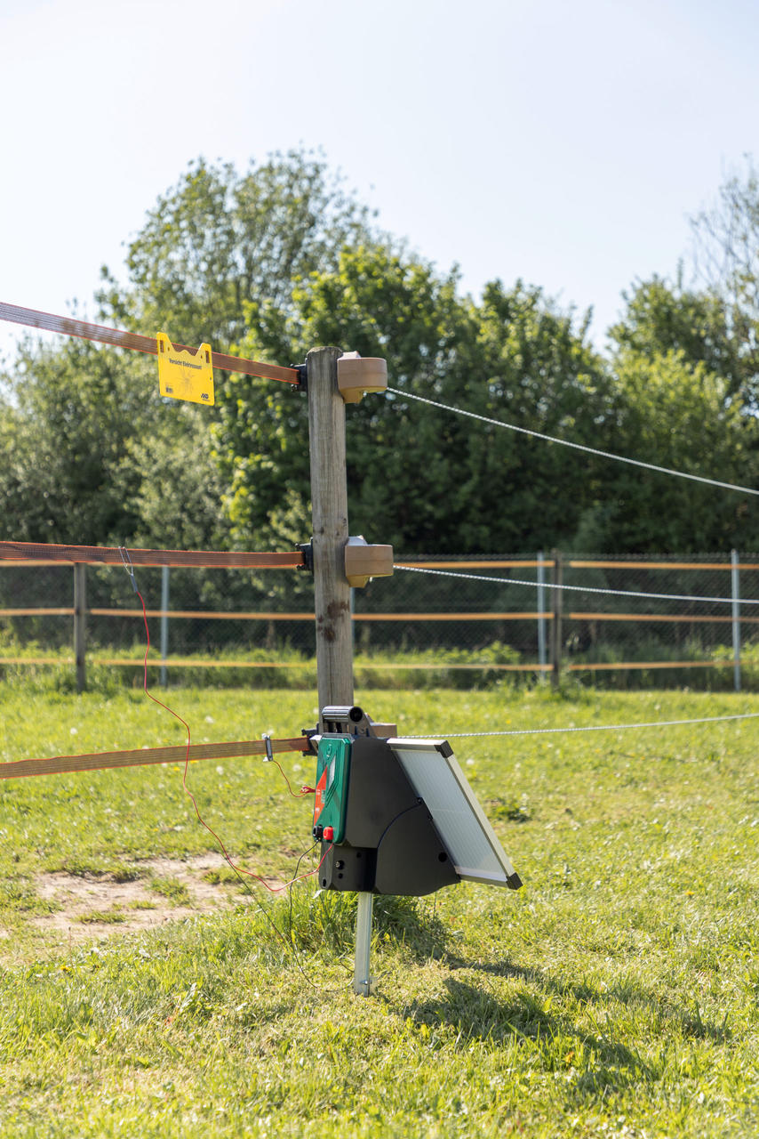 AKO Électrificateur solaire Sun Power S 3000